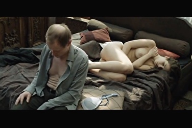 Похотливый отчим принуждает к сексу юную Ёлану (Не дотрагиваясь)